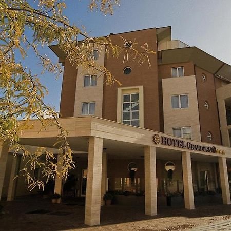 Hotel Granducato Монтелупо Фиорентино Екстериор снимка