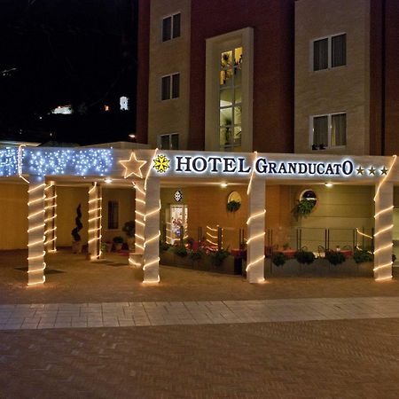 Hotel Granducato Монтелупо Фиорентино Екстериор снимка