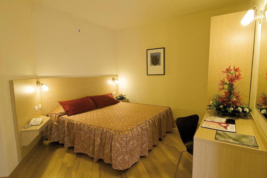Hotel Granducato Монтелупо Фиорентино Екстериор снимка