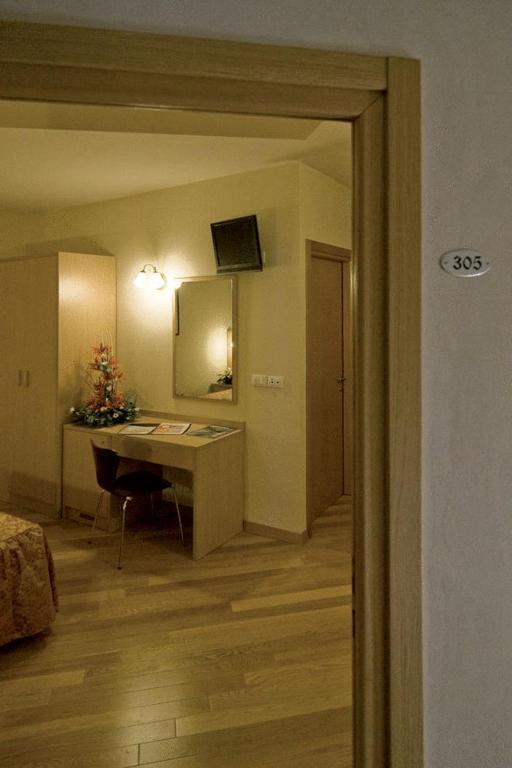 Hotel Granducato Монтелупо Фиорентино Екстериор снимка